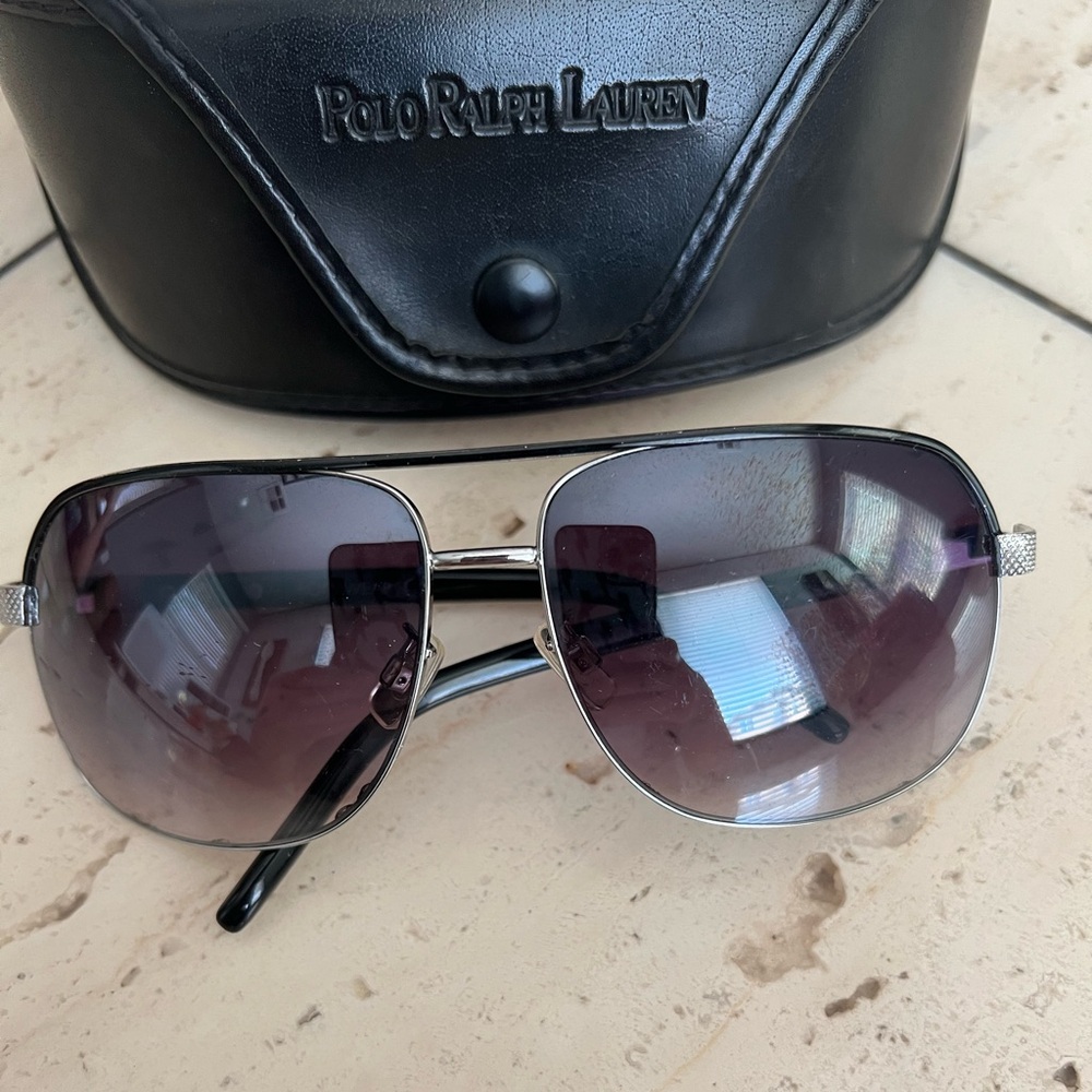 Rocawear Black and Silver Sunglasses